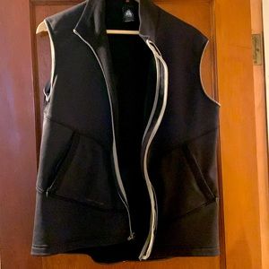 Nike ACG vest XL